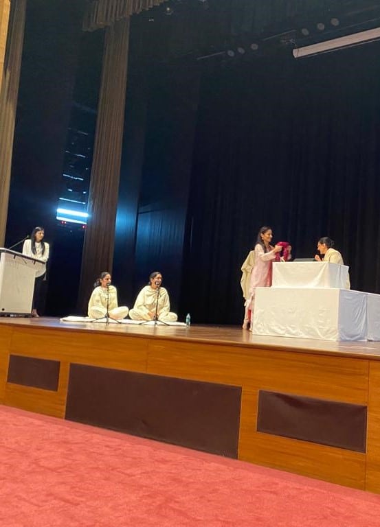 Vedanta class moment